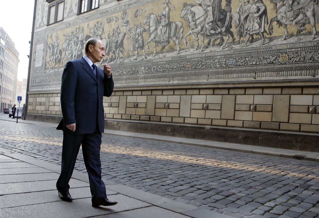 Владимир Путин во время визита в Дрезден, Германия