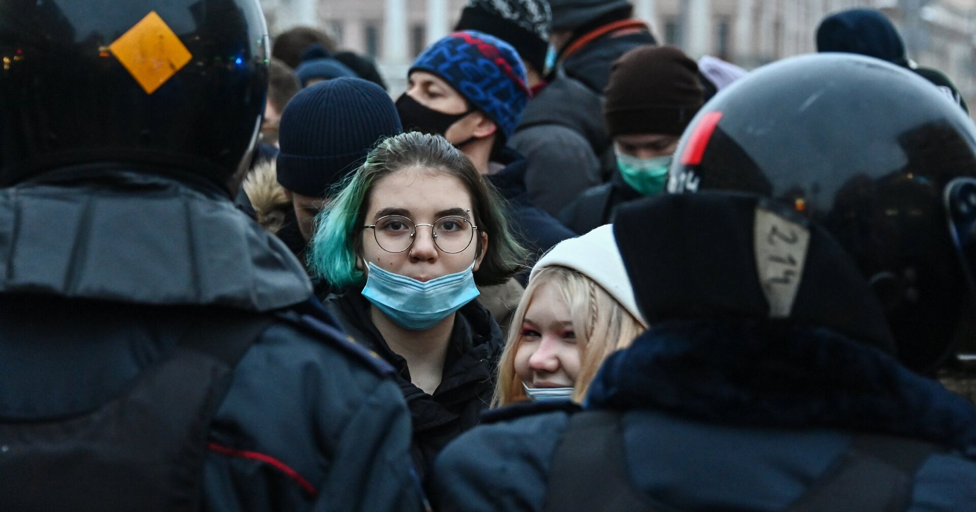 Участники несанкционированной акции сторонников Алексея Навального на Пушкинской площади в Москве - ИноСМИ, 1920, 30.01.2021