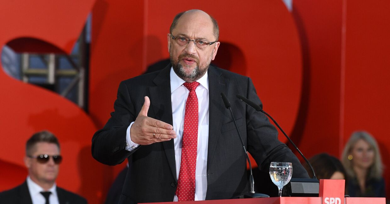 Глава Социал-демократической партии Германии Мартин Шульц во время предвыборного выступления