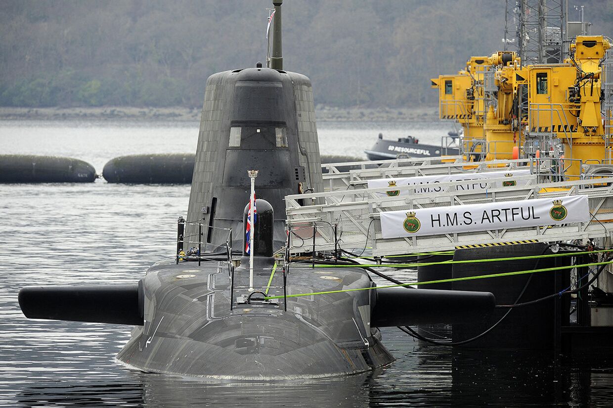 Атомная подводная лодка HMS «Artful» (S121)