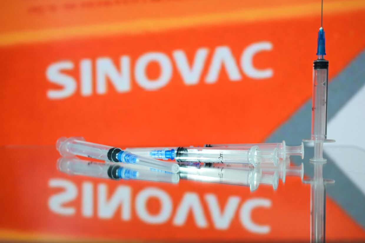 Вакцина СoronaVac китайской компании SinoVac