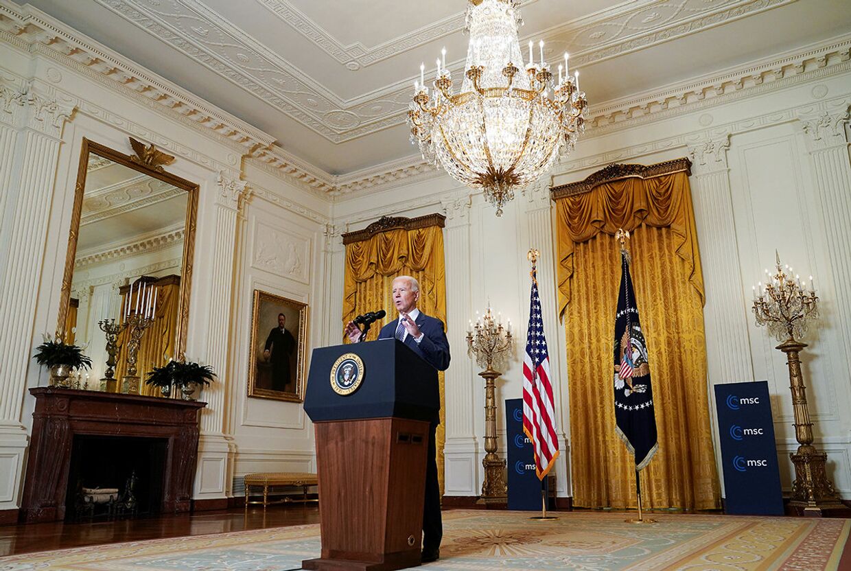 Президент США Джо Байден выступает на Мюнхенской конференции по безопасности в Вашингтоне