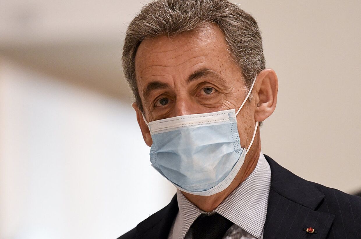 Бывший президент Франции Николя Саркози в здании суда Парижа, Франция