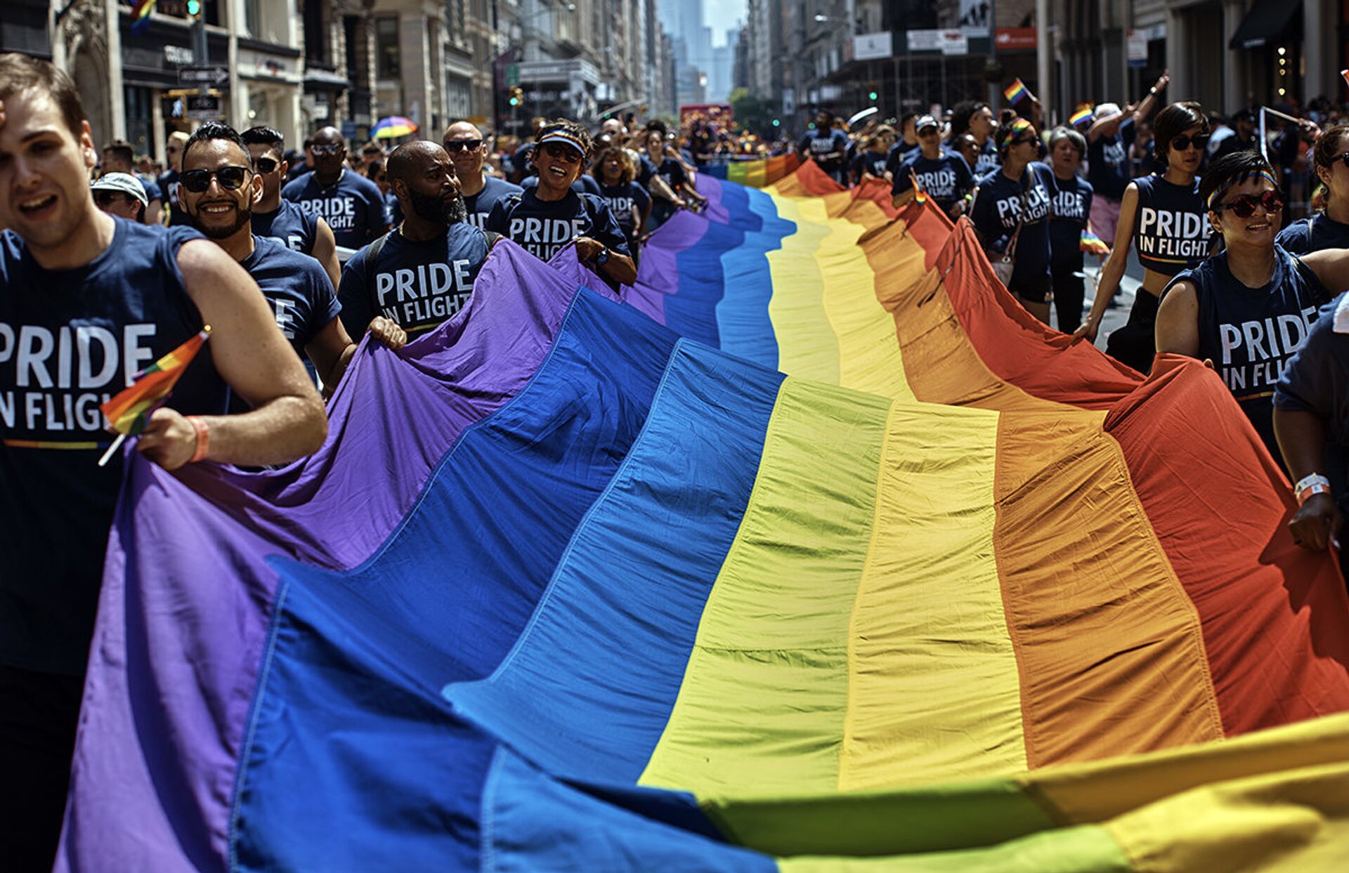 Участники гей-парада в Нью-Йорке, США - ИноСМИ, 1920, 04.03.2021