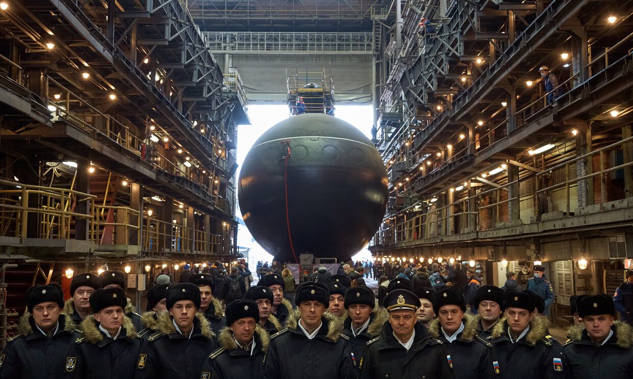 Спуск на воду подлодки Магадан для ВМФ России