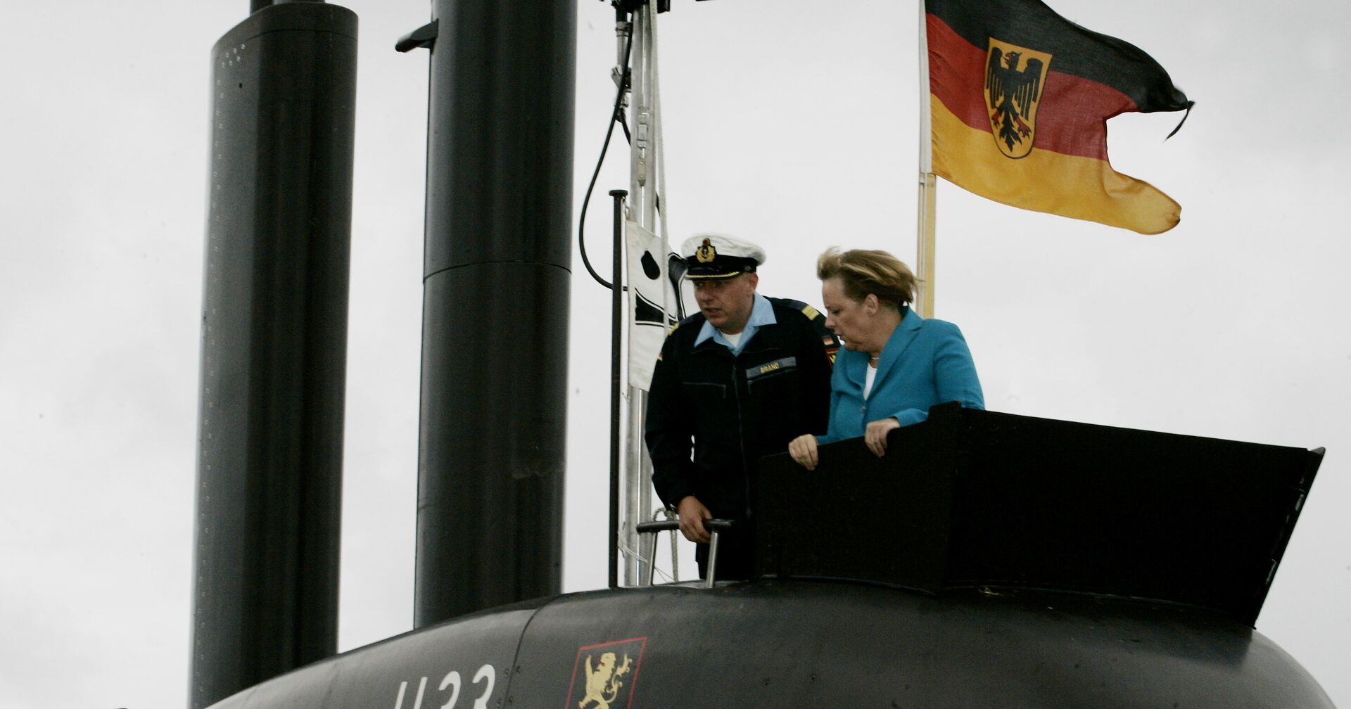 Ангела Меркель во время визита на борт подводной лодки ВМС Германии - ИноСМИ, 1920, 30.03.2021