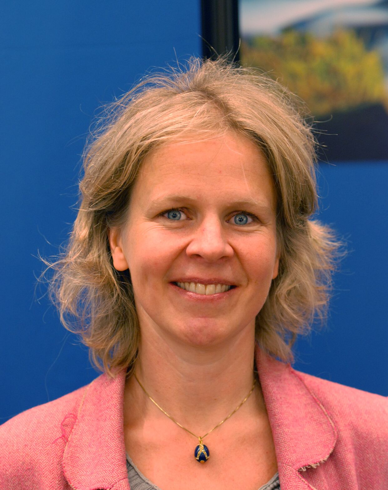 Финская шведоязычная журналистка и писательница Анна-Лена Лаурен