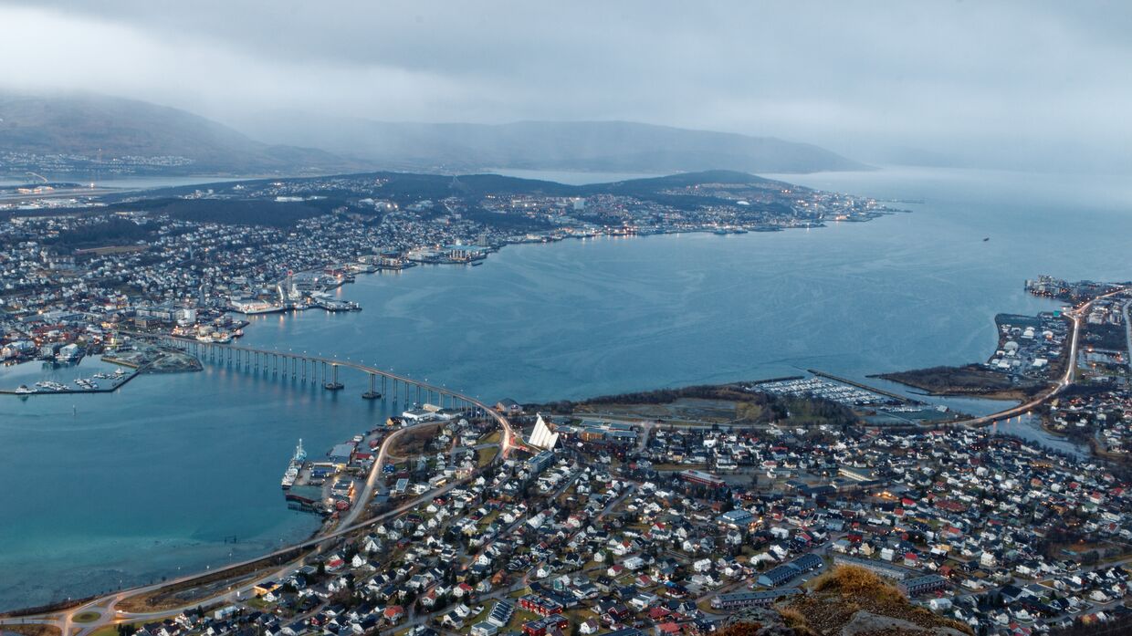Вид на город Тромсё, Северная Норвегия