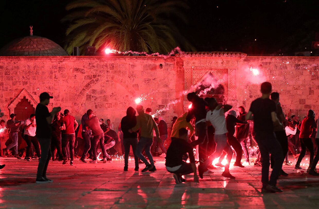 Беспорядки у мечети Аль-Акса в Иерусалиме