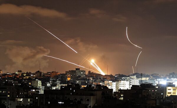 Запуск ракет из сектора Газа в сторону Израиля