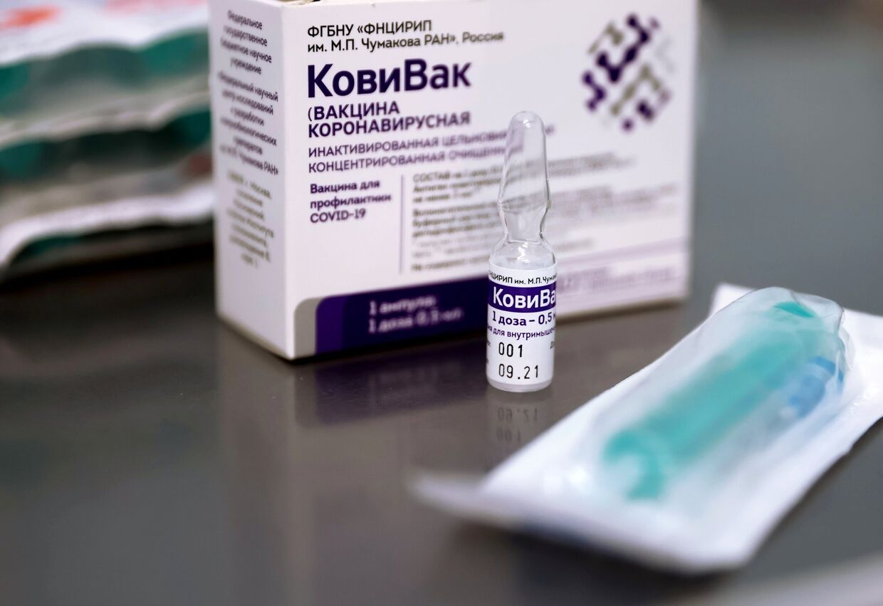 Вакцинация жителей Тулы вакциной КовиВак