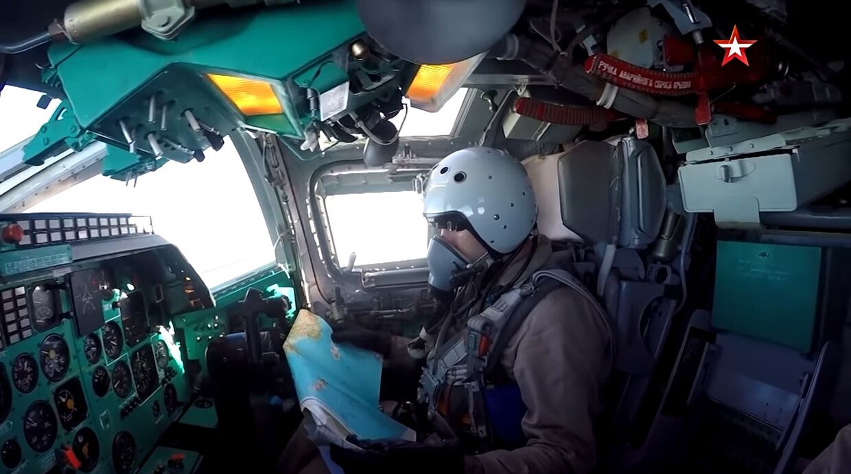 Экипажи Ту-22М3 приступили к выполнению задач по освоению воздушного пространства над Средиземным морем