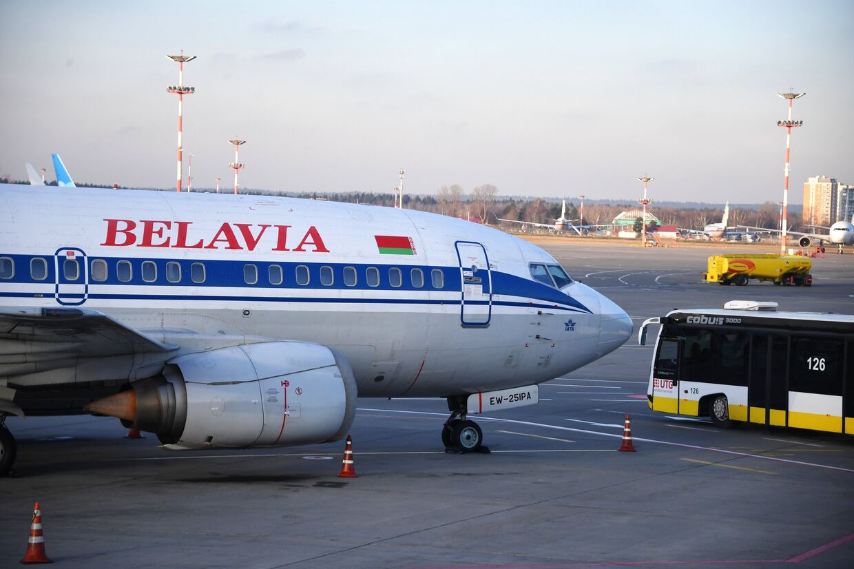 Самолет Boeing 737-500 авиакомпании Белавиа
