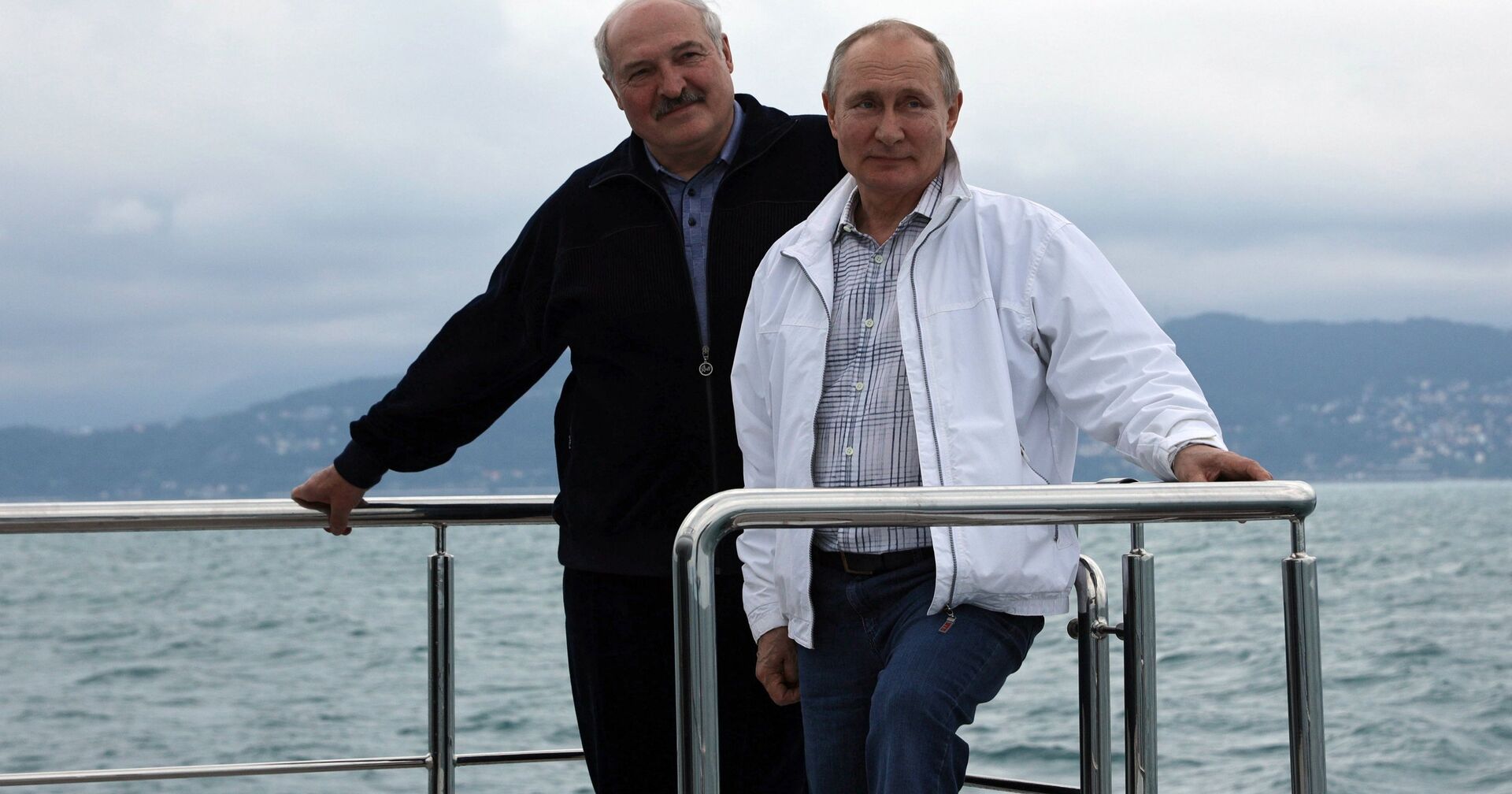 Президент РФ В. Путин и президент Белоруссии А.  Лукашенко совершили морскую прогулку - ИноСМИ, 1920, 09.08.2021