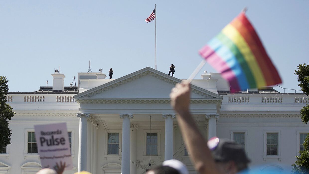 Участники гей-перада в Вашингтоне