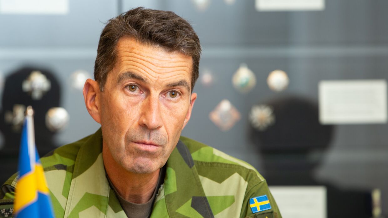 Главнокомандующий вооруженными силами Швеции Микаэль Бюден