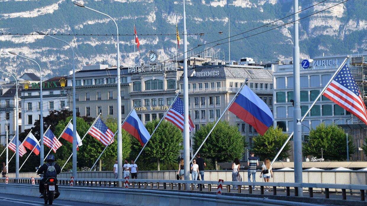 Женева в преддверии саммита президента России В. Путина и президента США Дж. Байдена