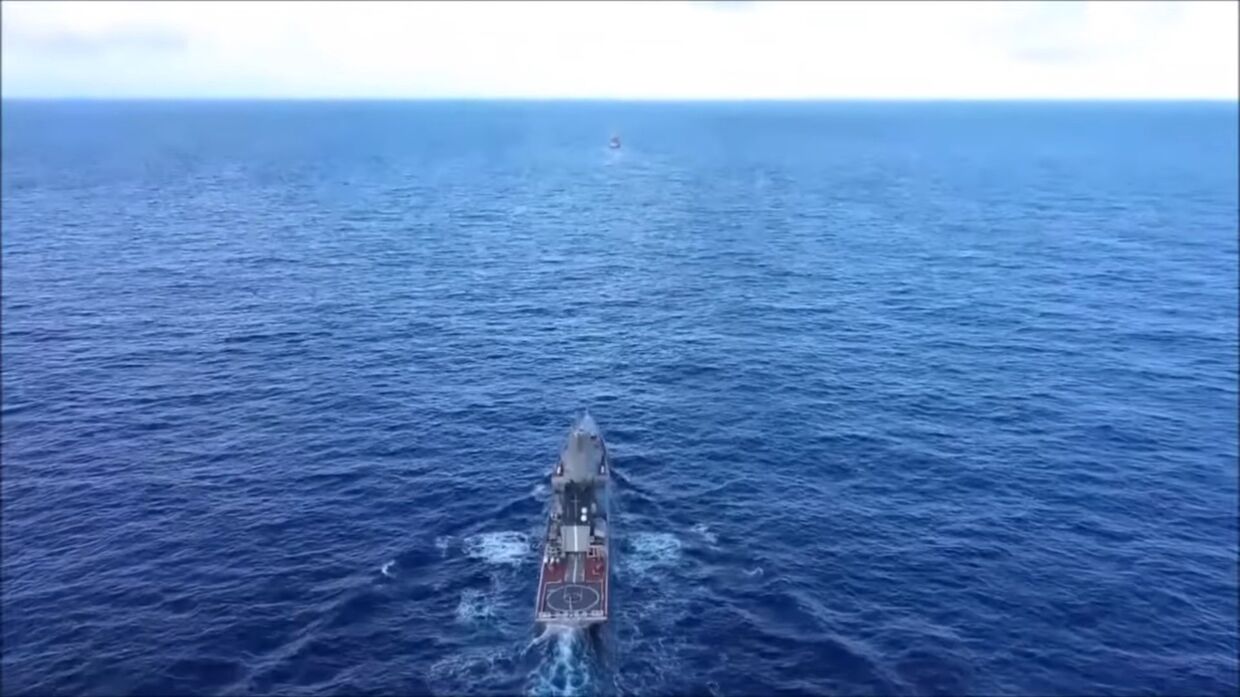 Эпизод оперативных учений сил Тихоокеанского флота в дальней морской зоне