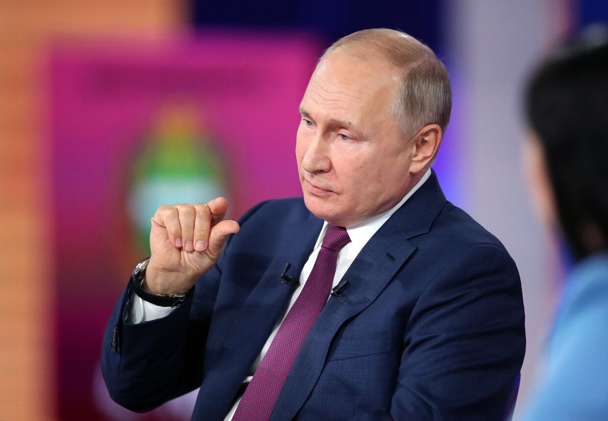Прямая линия с президентом РФ Владимиром Путиным