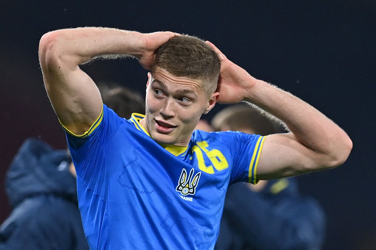 Автор победного гола в матче Украина — Швеция Артем Довбик