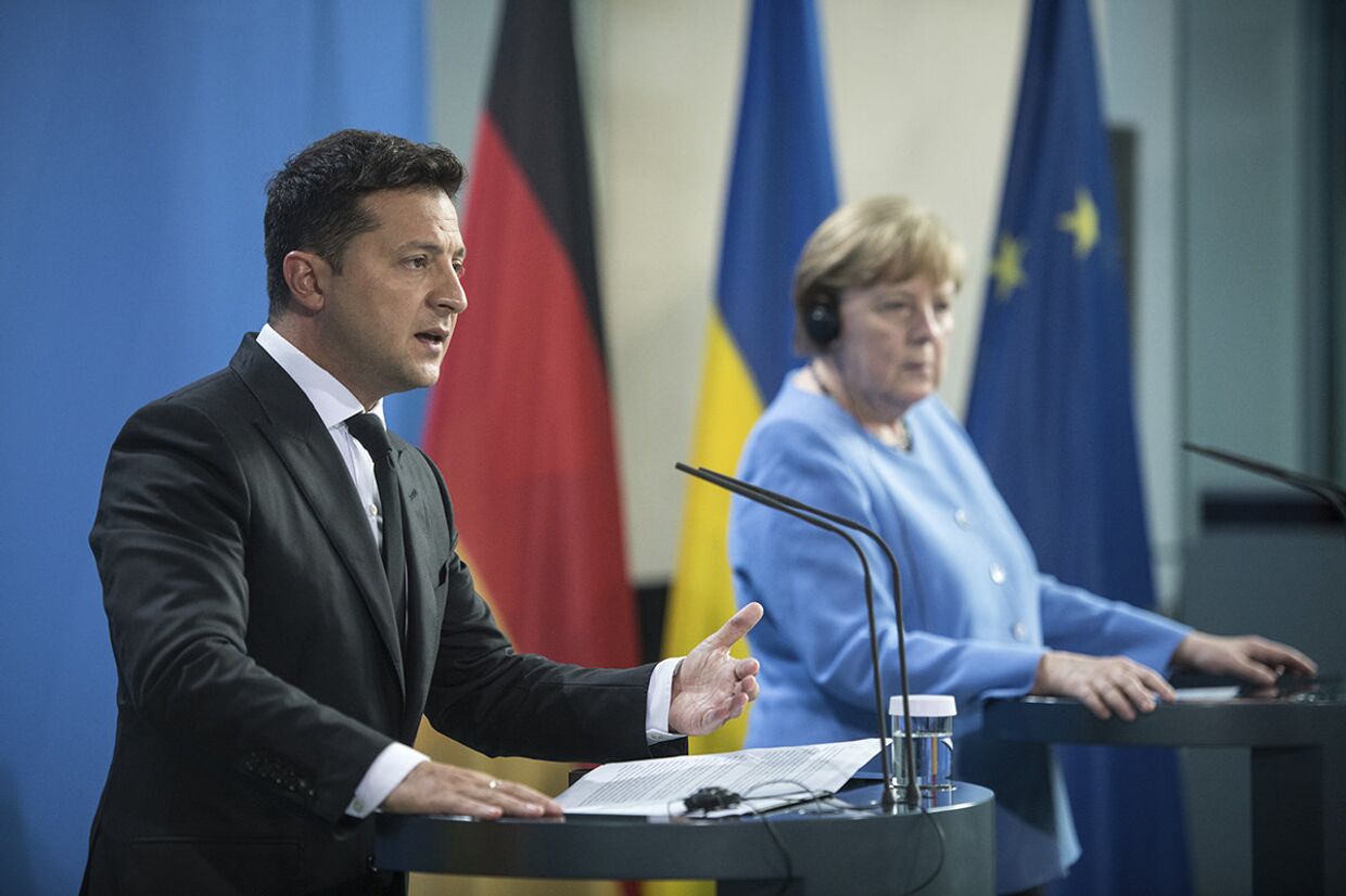 Канцлер Германии Ангела Меркель и президент Украины Владимир Зеленский в Берлине