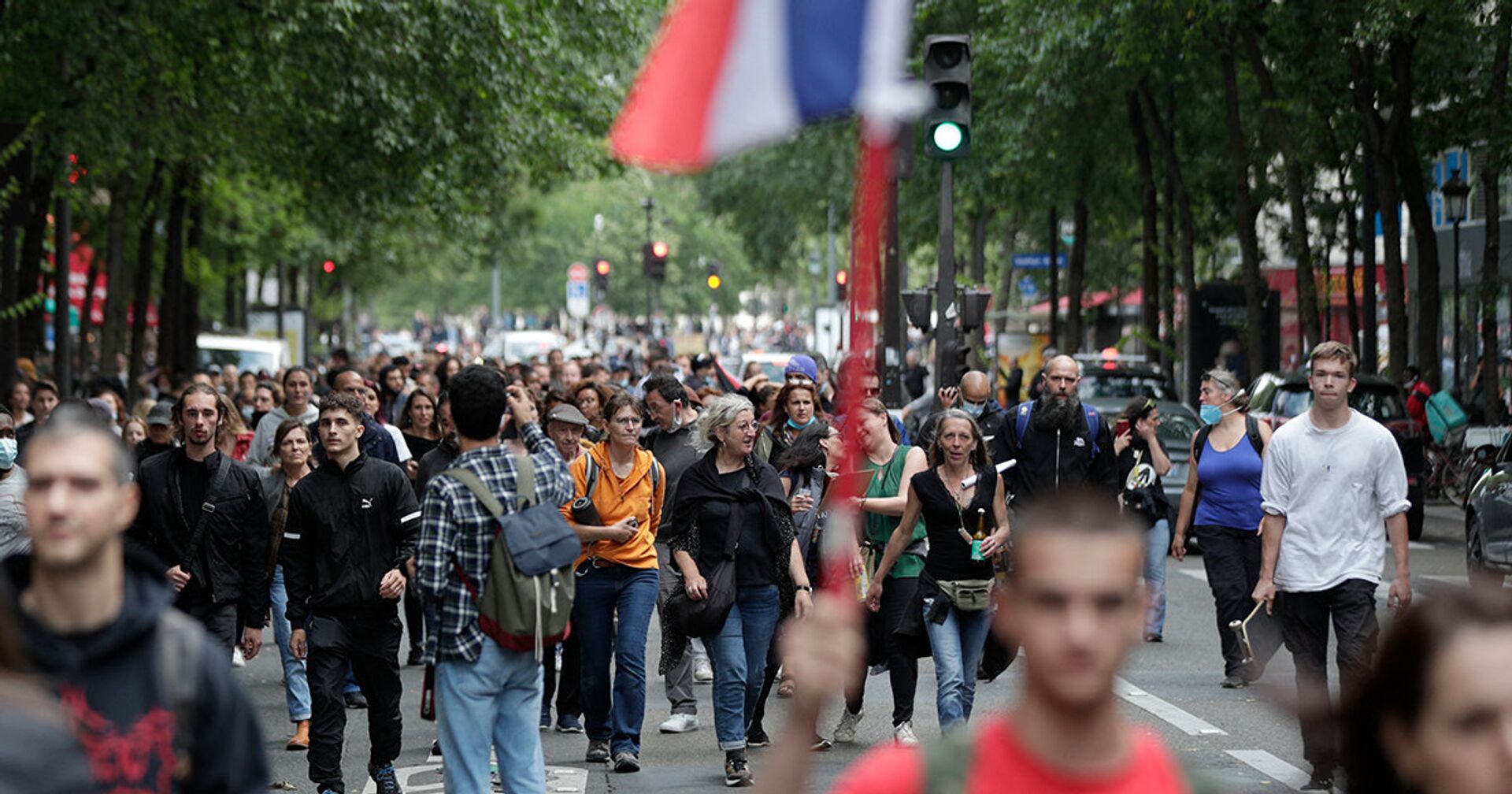 Марш в знак протеста против ужесточения антикоронавирусных мер в Париже - ИноСМИ, 1920, 14.07.2021