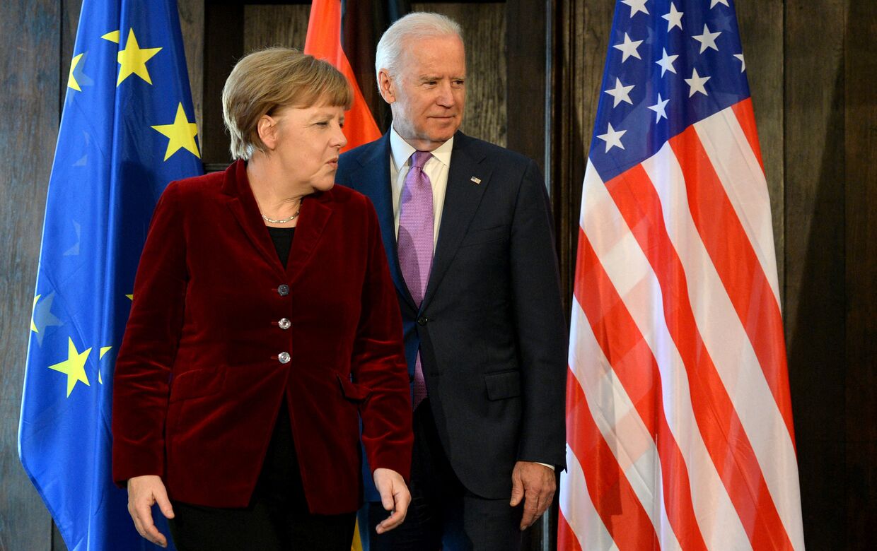 Канцлер Германии Ангела Меркель и вице-президент США Джо Байден, 2015 год