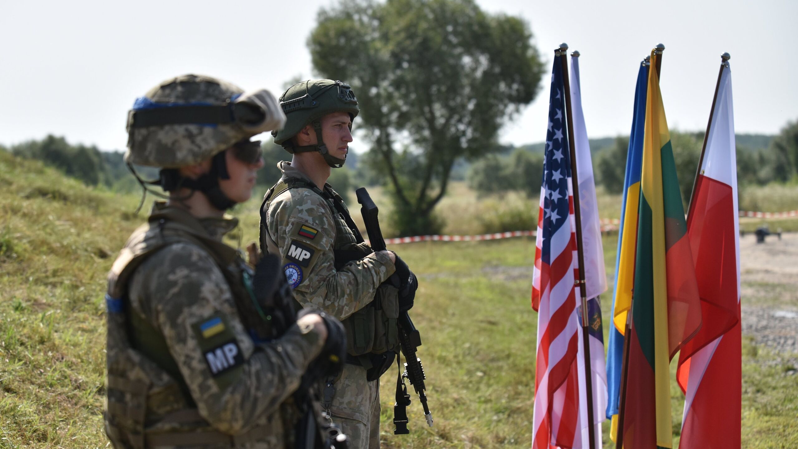 Нато поддержали украину. Войска НАТО на Украине. Совместные учения НАТО. Совместные учения НАТО И Украины. Военные учения.
