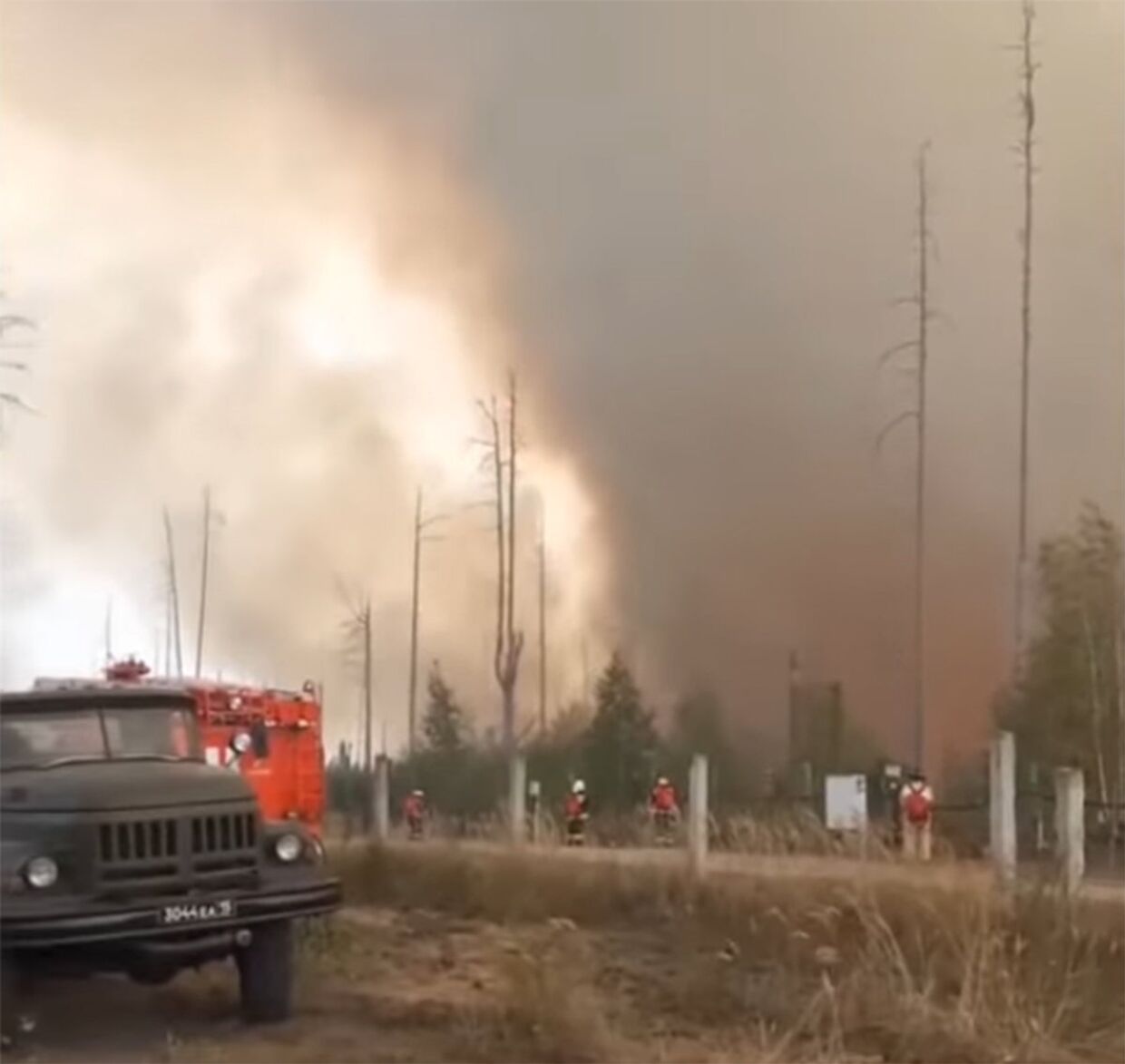 Лесные пожары подобрались к ядерному центру в Сарове!