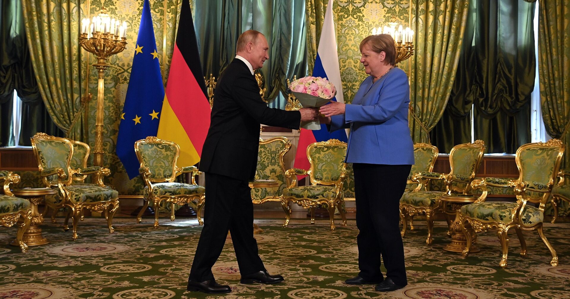 Встреча президента РФ В. Путина с канцлером Германии А. Меркель - ИноСМИ, 1920, 23.08.2021