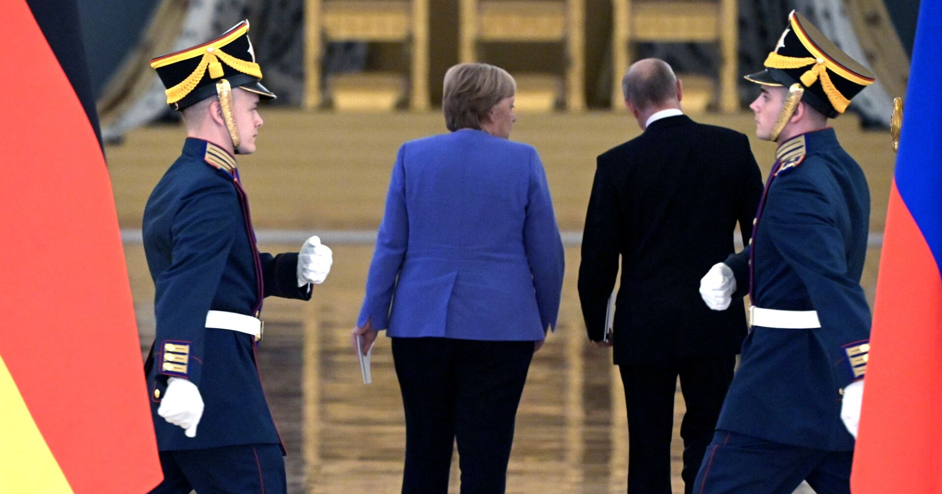 Встреча президента РФ В. Путина с канцлером Германии А. Меркель - ИноСМИ, 1920, 23.08.2021