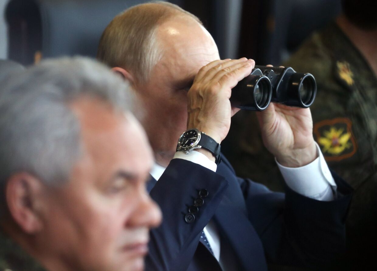 Президент РФ В. Путин посетил учения Запад -2021