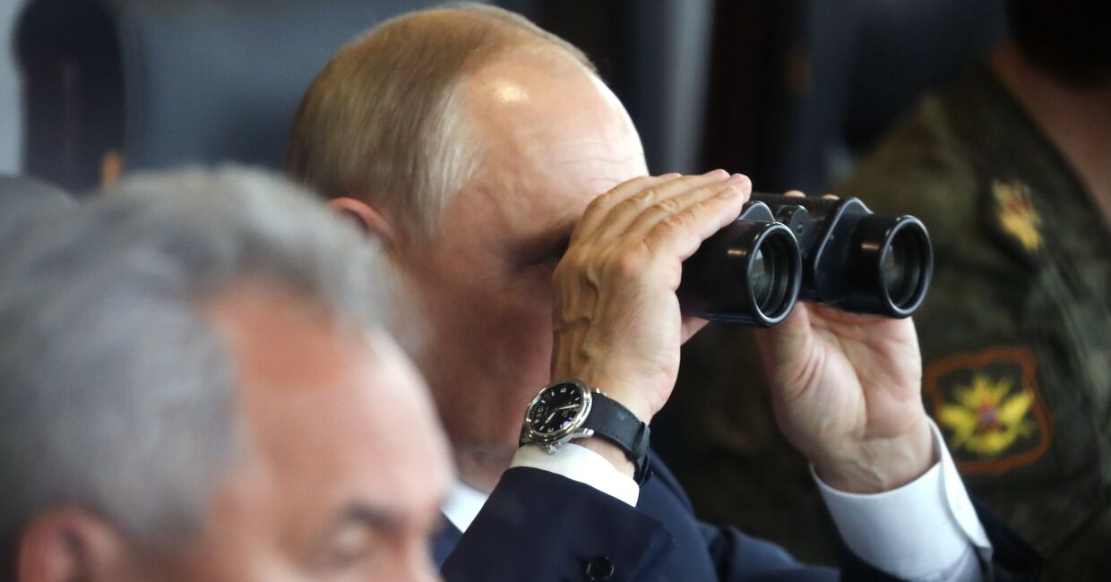 Президент РФ В. Путин посетил учения Запад -2021