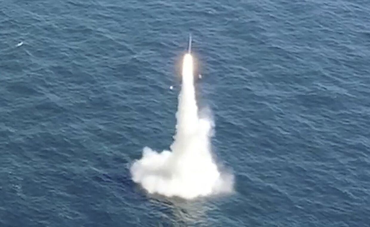 Первая баллистическая ракета подводного базирования, разработанная Южной Кореей