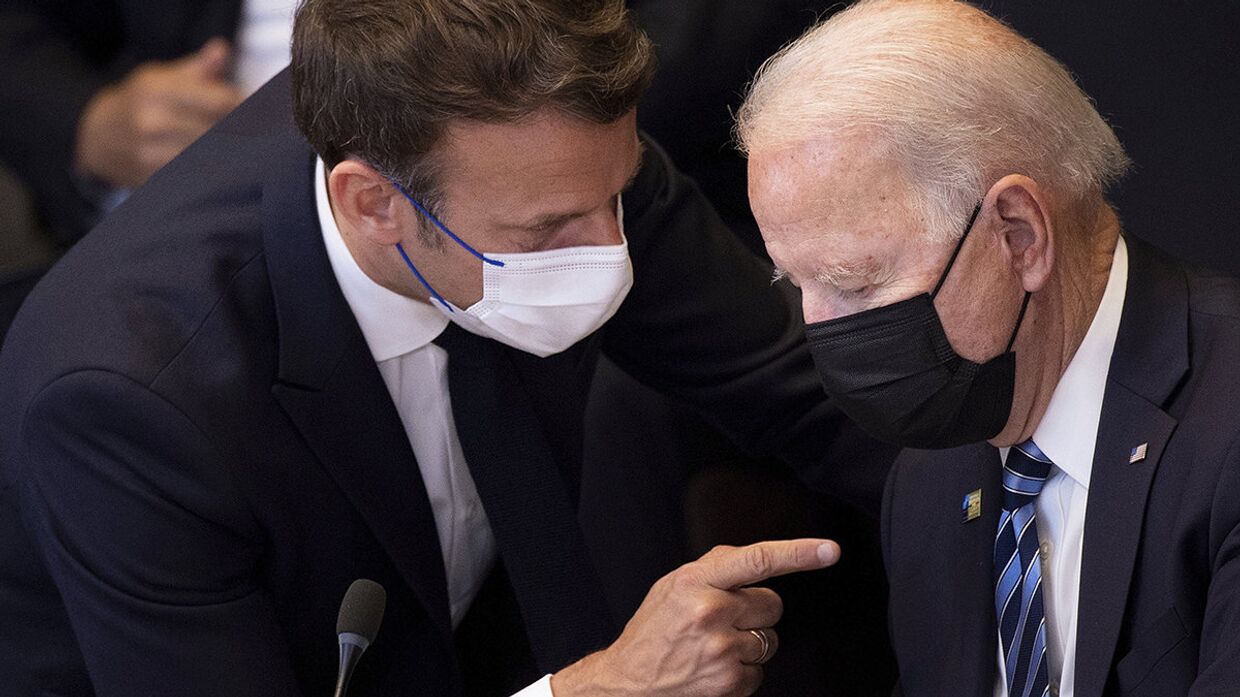 Президент США Джо Байден и президент Франции Эммануэль Макрон