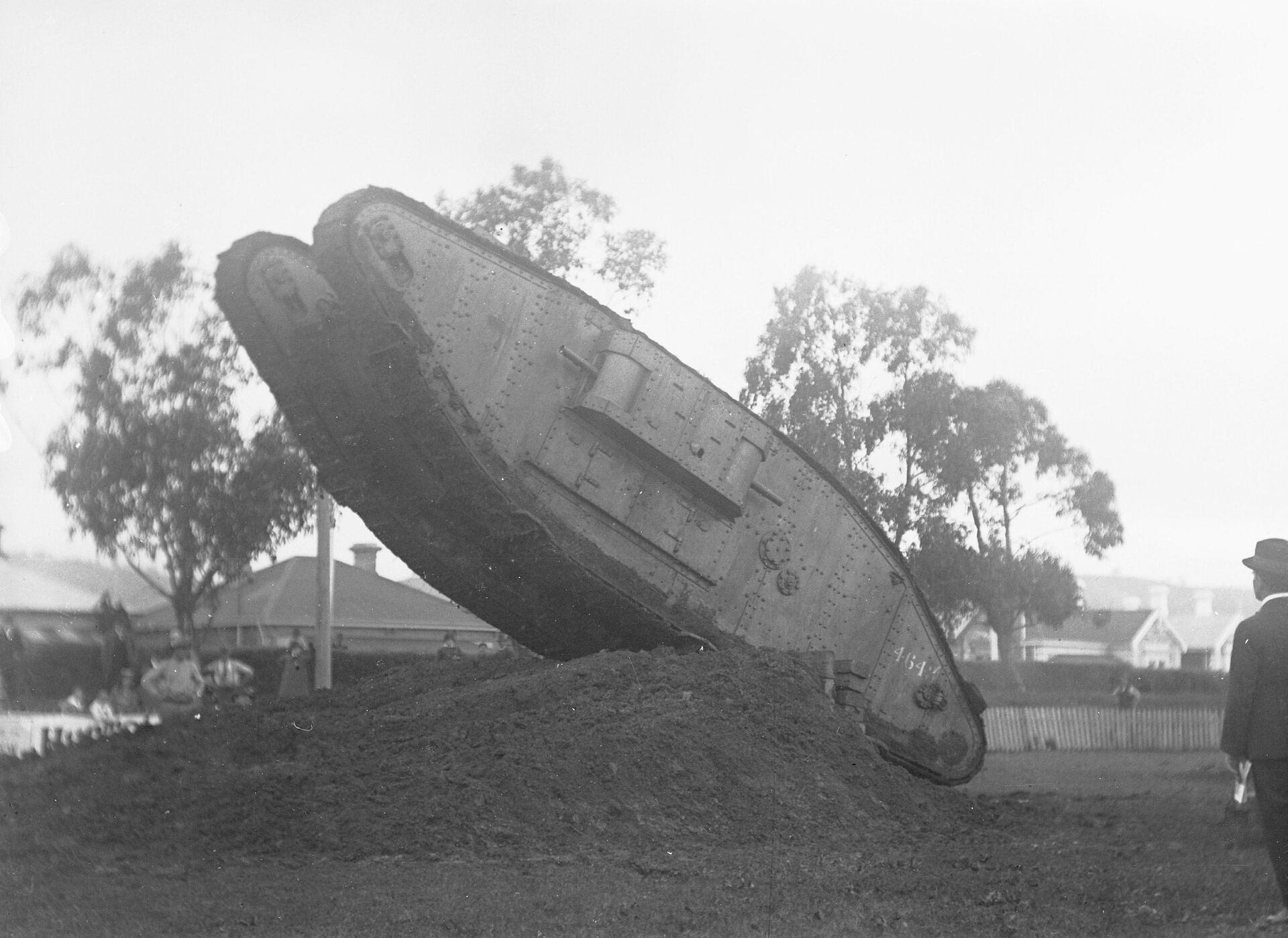 Британский тяжёлый танк «Марк IV»  - ИноСМИ, 1920, 16.10.2021