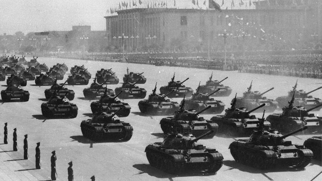 Танки Тип 59 на параде в Пекине