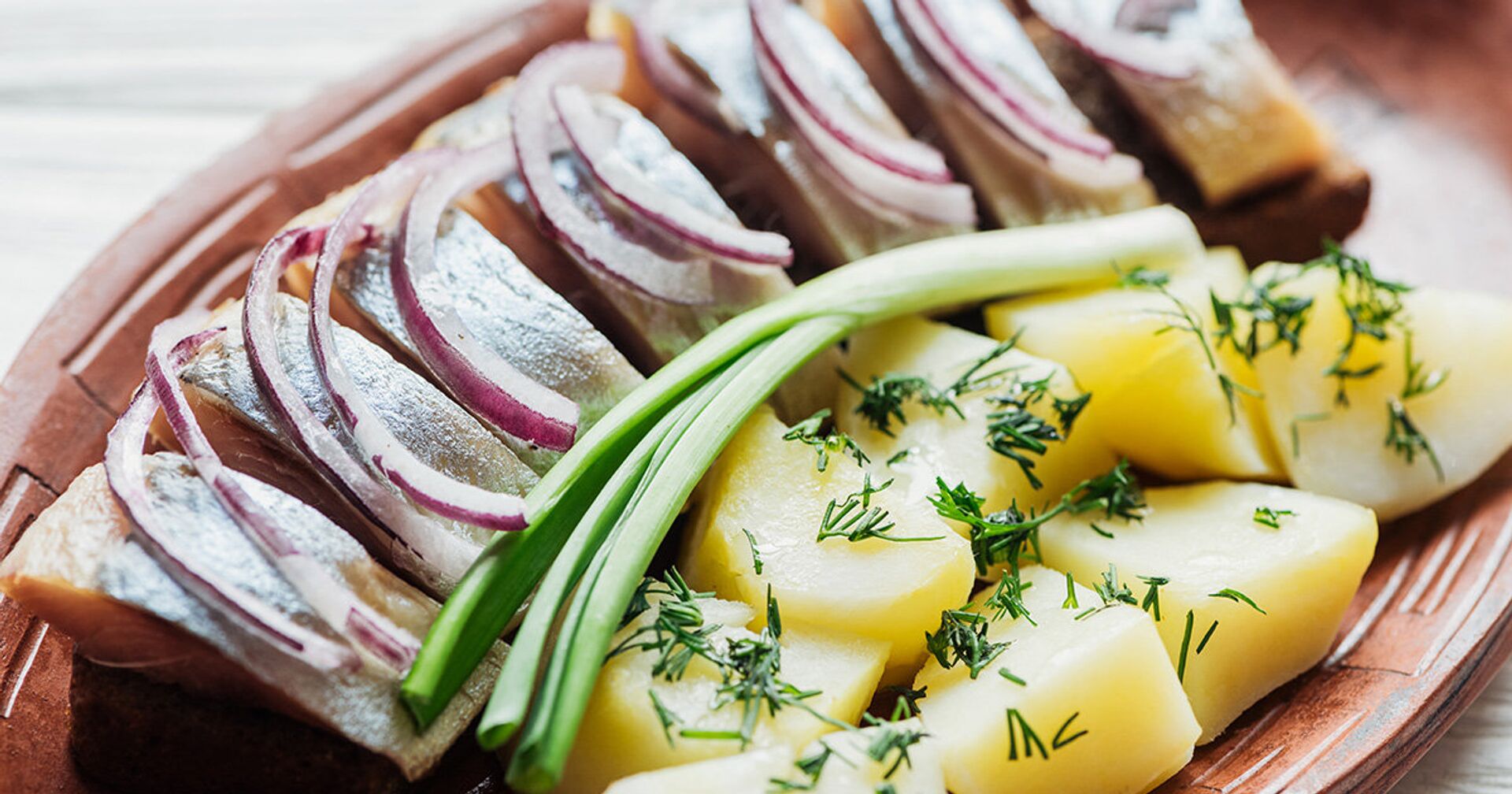 Блюда из селедки с картошкой. Что приготовить? — рецепты с пошаговыми фото и видео