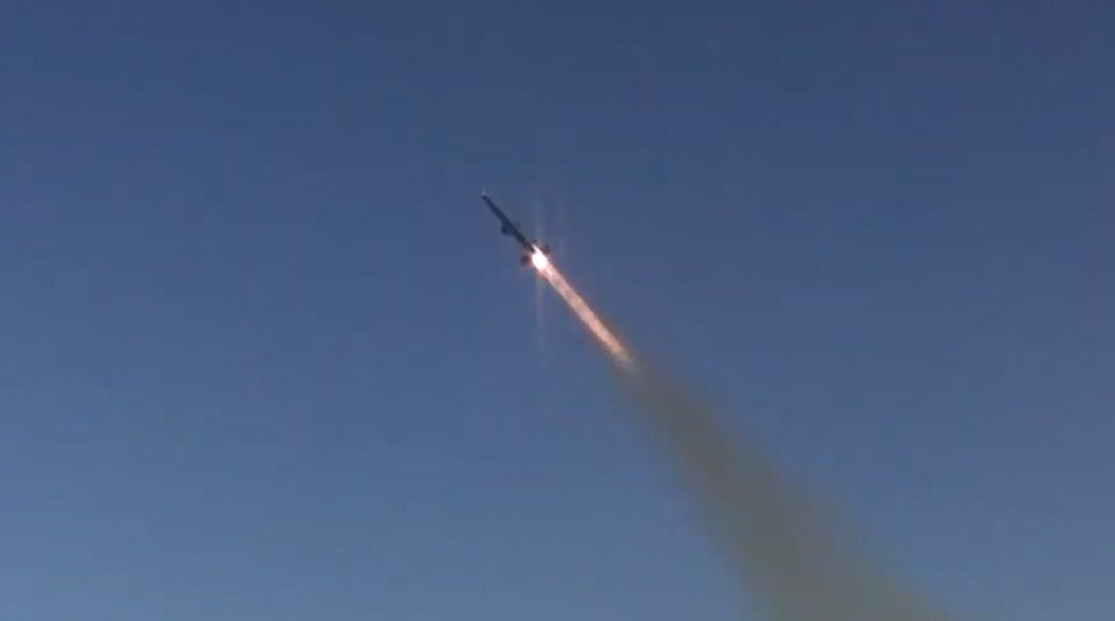 Запуск ракетной системы противовоздушной обороны большой дальности «Сипер» (Siper)
