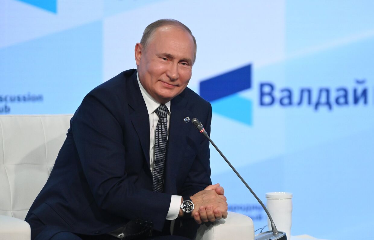 Президент РФ В. Путин принял участие в заседании клуба Валдай
