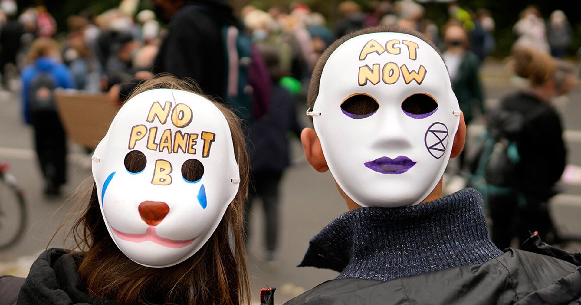 Участники еженедельной пятничной забастовки климатических активистов в Берлине, Германия - ИноСМИ, 1920, 22.11.2021