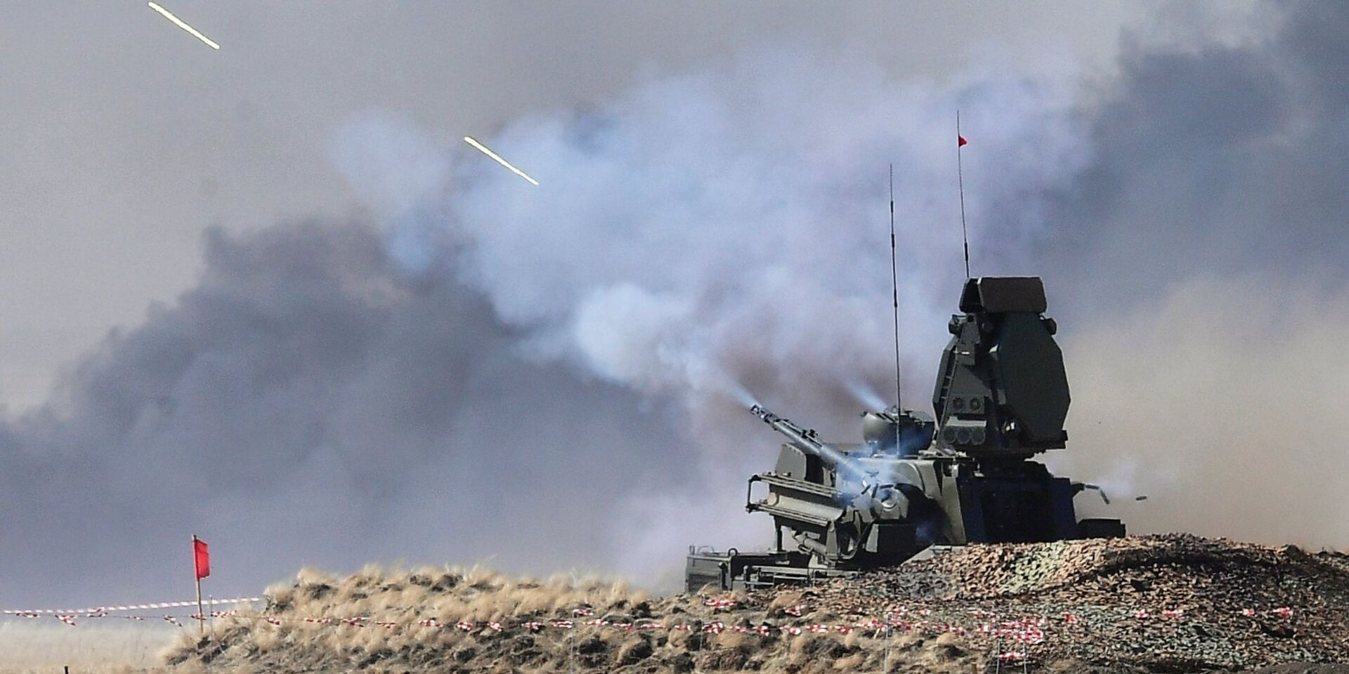 Зенитный ракетно-пушечный комплекс Панцирь-С1 - ИноСМИ, 1920, 21.11.2025