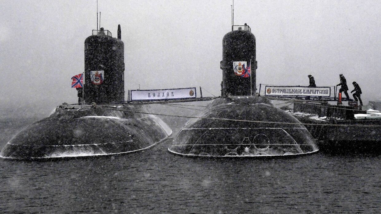 Подводные лодки проекта 636.3 Петропавловск-Камчатский и Волхов