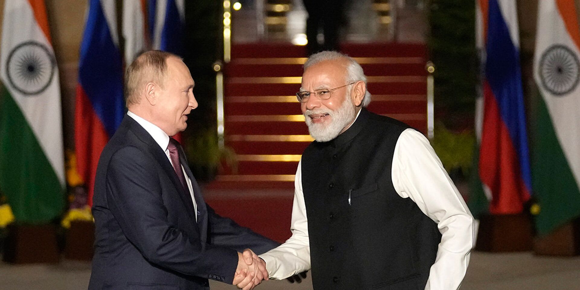 Президент РФ Владимир Путин и премьер-министр Республики Индии Нарендра Моди - ИноСМИ, 1920, 07.12.2021