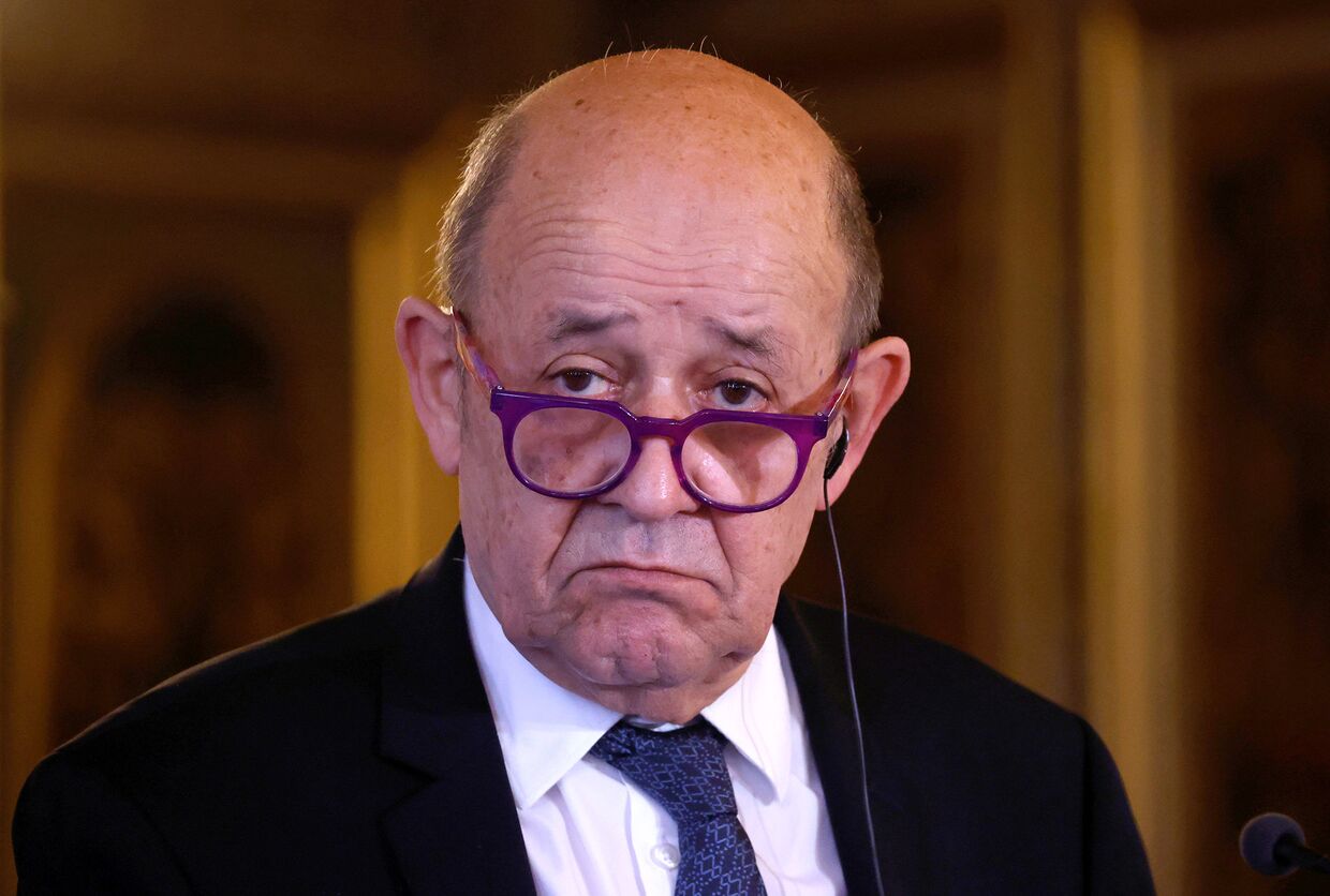 Министр иностранных дел Франции Жан-Ив ле Дриан