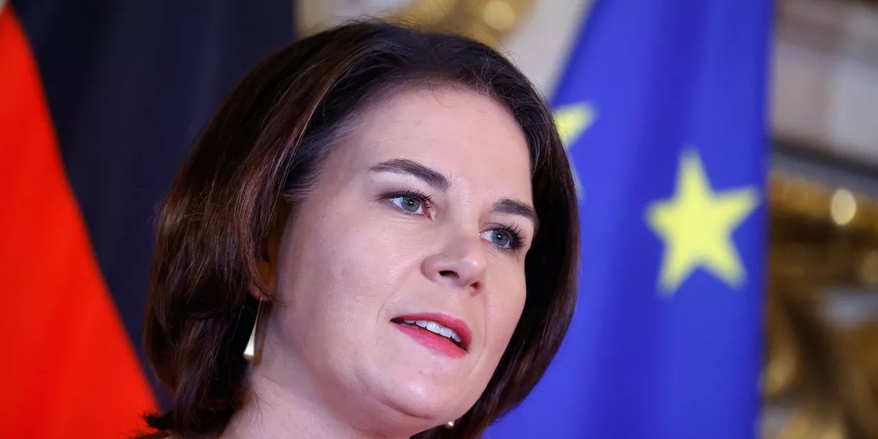 https://cdnn1.inosmi.ru/img/25112/23/251122379_0:131:2000:1131_1280x0_80_0_0_ee8eba6b04b9ac4b9057c4d8e420da0b.jpg.webp